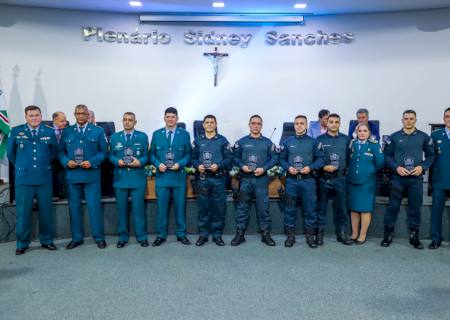 8º BPM realiza solenidade de 44 anos e Outorga de Medalhas de Tempo de Serviço em Nova Andradina