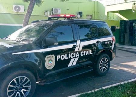 Corpo carbonizado é encontrado em casa destruída por incêndio e polícia investiga crime