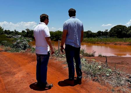 Prefeitura inicia construção de praça no bairro Pedro Pedrossian