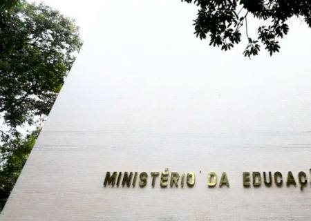 Governo deve repassar R$ 19 bilhões do salário-educação em 2024