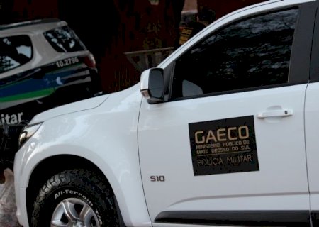 Gaeco cumpre mandados contra grupo que cooptava policiais e usava viaturas para o tráfico de drogas em MS