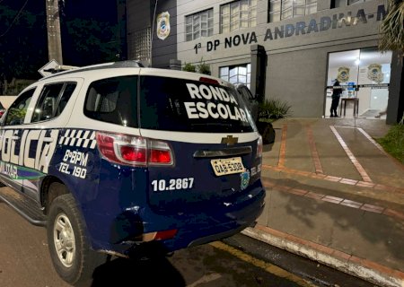 Condutora é presa por embriaguez após colidir em veículo parado em Nova Andradina