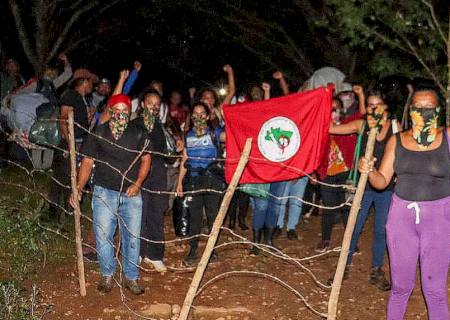 MST ocupa fazenda em Minas Gerais e pede desapropriação da terra