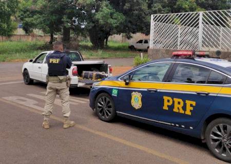 Após perseguição, PRF apreende Saveiro com 90 kg de maconha em MS