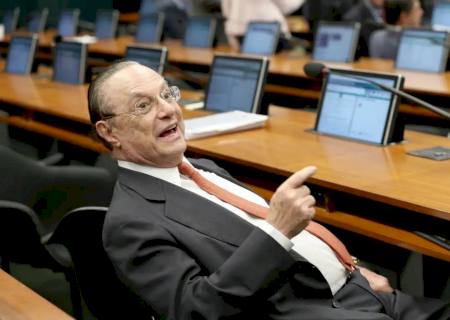 Justiça da Suíça autoriza repatriação de R$ 80 milhões bloqueados de Maluf