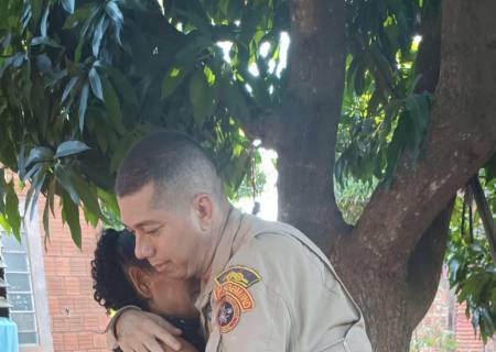 Bombeiro militar de Nova Andradina reencontra mulher que tentou se matar em Aquidauana