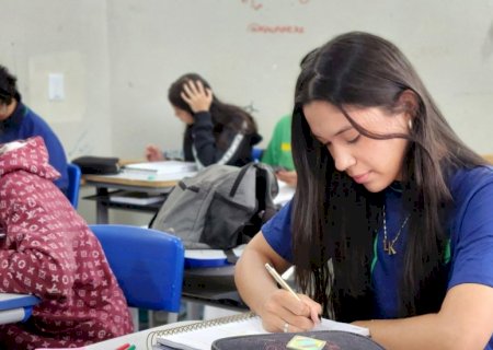 Escolas estaduais oferecem educação profissional, formam profissionais e abrem caminhos para a faculdade