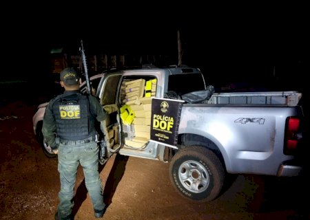 Traficante abandona caminhonete roubada e carregada com drogas em Ponta Porã