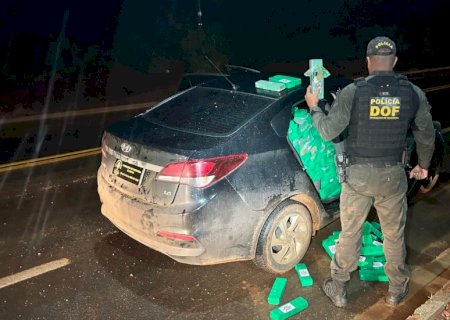 DOF apreende carro carregado com quase 800 kg de maconha em Ponta Porã