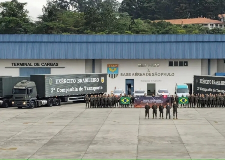 Caminhões levam 200 toneladas de doações para vítimas das chuvas