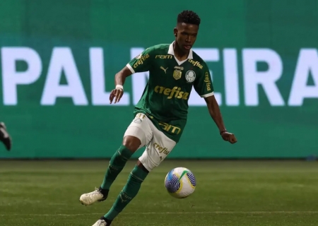 Joia do Palmeiras de 17 anos, Estêvão é contratado pelo Chelsea