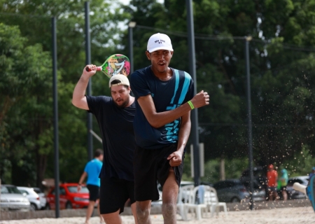 Câmara propõe construção de quadras de beach tennis em praças de Nova Andradina