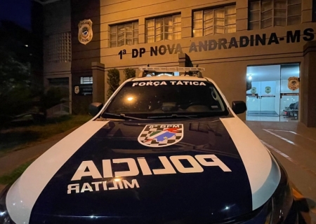 Jovem é preso traficando crack próximo de bar e praça no Durval Andrade Filho