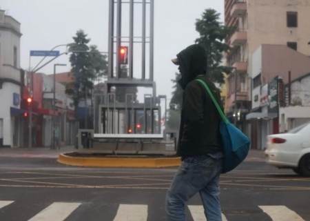 Não esqueça o casaco: terça-feira tem chances de chuvas e alta nebulosidade favorece sensação de frio