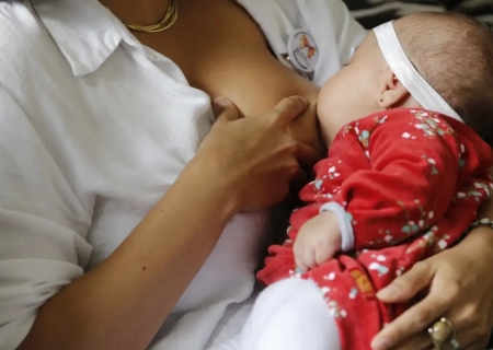 Amamentar mais de um ano reduz risco de câncer de mama