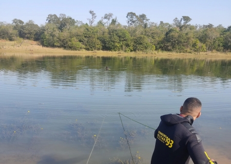 Bombeiros militares localizam corpo de pescador desaparecido em lagoa na região de Nova Andradina