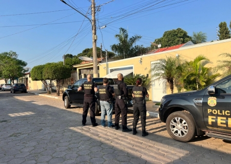 PF deflagra operação em combate ao tráfico de drogas e armas em MS