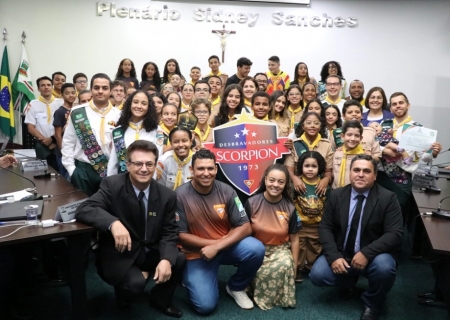 Clubes de Desbravadores são homenageados na Câmara Municipal de Nova Andradina