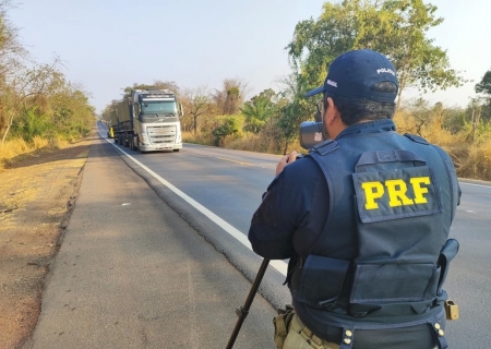 Polícia Rodoviária Federal realiza 'Operação Velocidade Legal' em Coxim