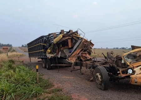 Caminhoneiro fica ferido em acidente entre Bataguassu e Santa Rita do Pardo