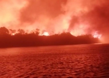 Incêndio de grandes proporções atinge o Parque Estadual das Várzeas do Rio Ivinhema