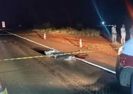 Homem morre ao ser atropelado por carreta na rodovia MS-156