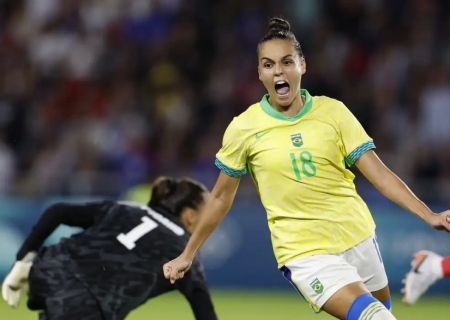 Seleção feminina inicia preparação para Copa de 2027 contra a Colômbia