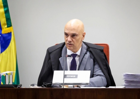 Moraes pede comprovação de novos representantes do X no Brasil