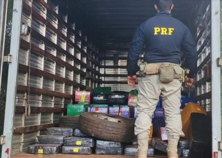 PRF apreende 6,2 toneladas de maconha e recupera caminhão na BR-163 em Dourados