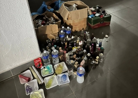 Trio é preso comercializando perfumes falsificados em Campo Grande