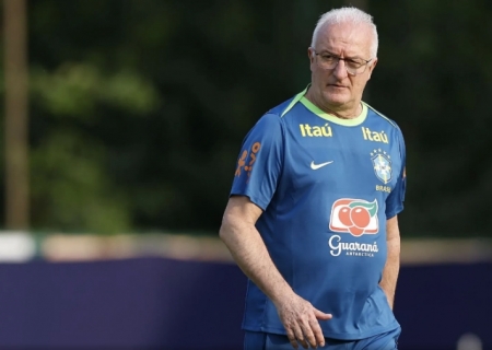 Dorival fala sobre momento da Seleção Brasileira: 'Horrível'