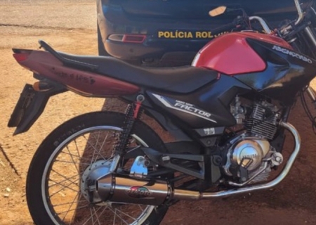 Moto roubada é recuperada pela PRF em Rio Brilhante