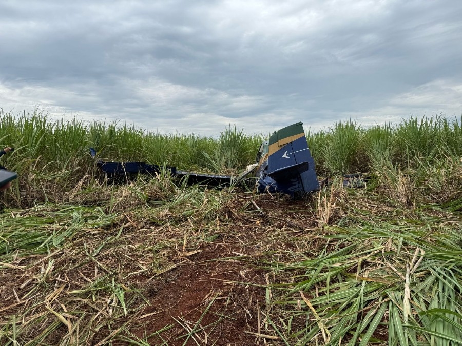 Piloto morre em queda de avião agrícola em Nova Andradina