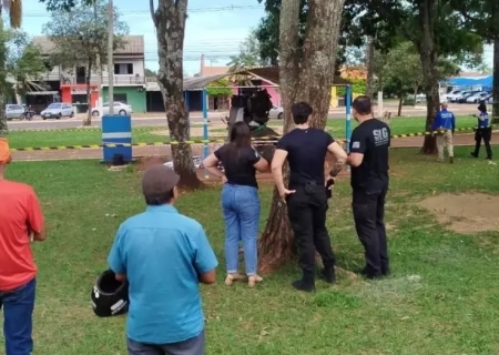 Homem é encontrado morto com ferimento na cabeça em praça de Amambai