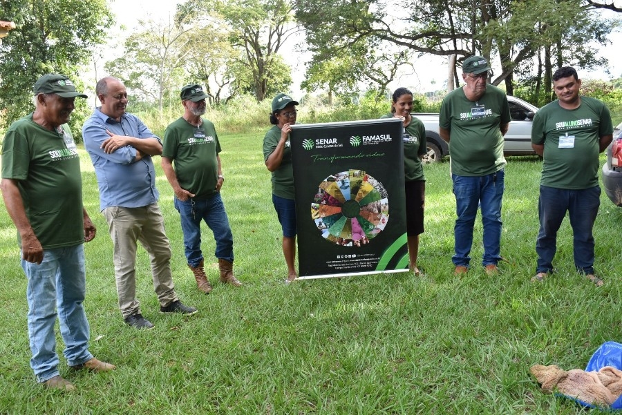Curso de manejo nutricional de bovinos é realizado em Taquarussu
