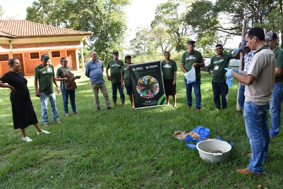 Curso de manejo nutricional de bovinos é realizado em Taquarussu
