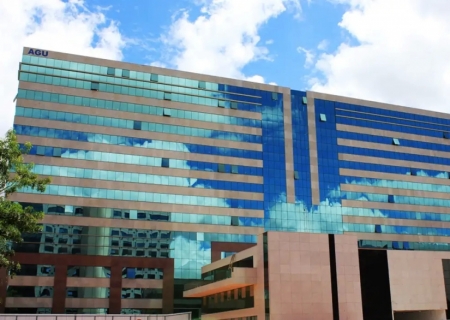 Justiça bloqueia R$ 119 milhões de investigados por fraude contra INSS