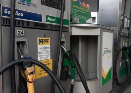 Petrobras reduz preço da gasolina para distribuidoras