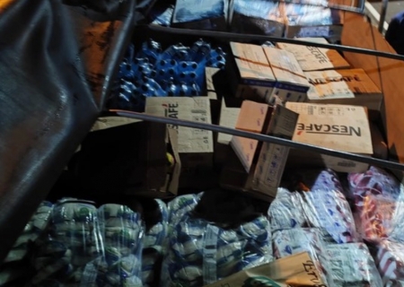 PRF apreende caminhão com alimentos sendo transportados de forma irregular em Eldorado