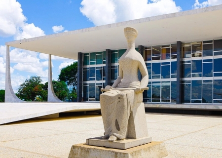 Maioria do STF vota a favor da União em disputa previdenciária