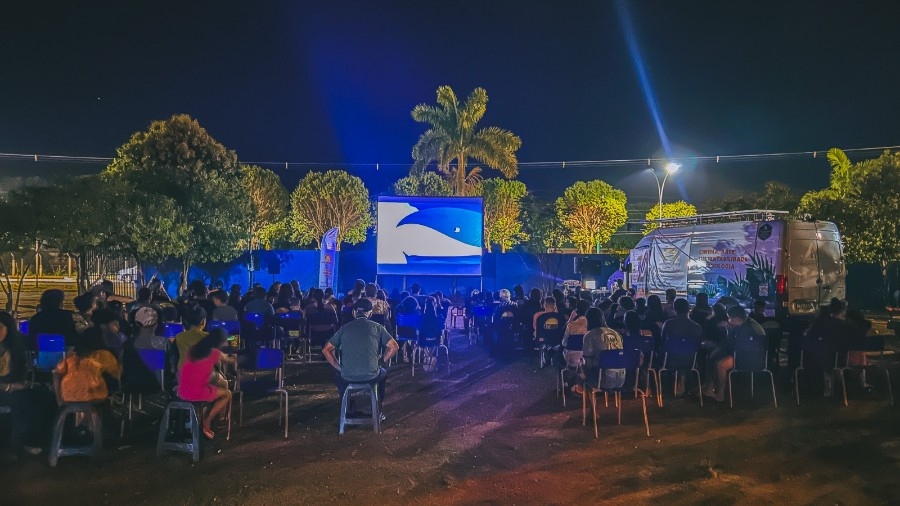 CineSolarzinho encanta público e reúne mais de 290 pessoas em Batayporã
