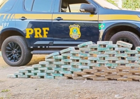PRF apreende mais de 460 quilos de drogas em operações no interior de MS
