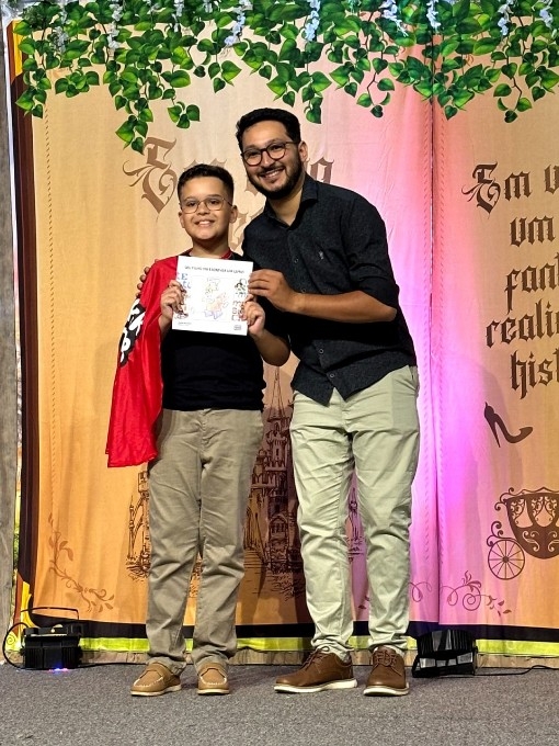 Noite de Autógrafos celebra talento e criatividade de alunos da Escola João de Lima Paes em Nova Andradina