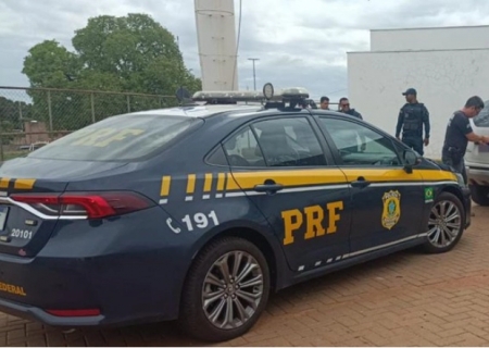 Motorista abandona veículo com mais de 800 kg de maconha ao fugir da PRF em Brasilândia
