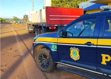 PRF apreende reboque adulterado em Água Clara