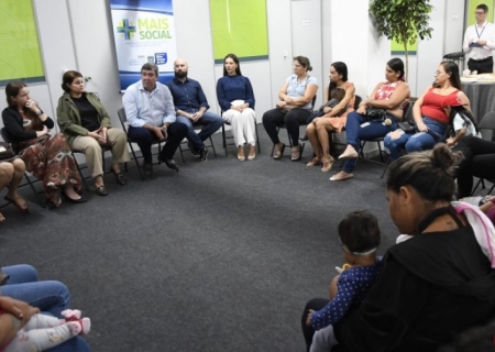 Criança na Creche: programa que paga cuidador para mães “solo” irem trabalhar abre pré-cadastro online