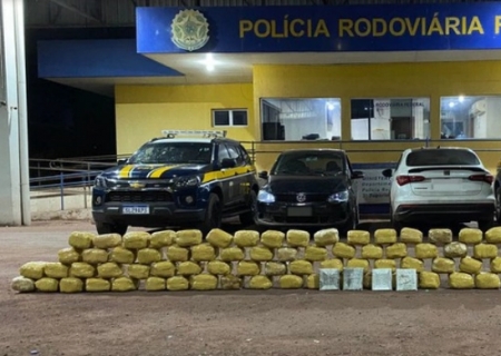 Dupla é presa com carro roubado e mais de 100 kg de skunk em Miranda