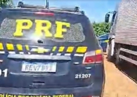 Caminhão roubado no Paraná é encontrado abandonado em Bataguassu