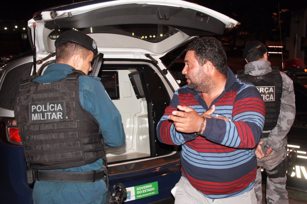 Suspeito foi autuado em flagrante por tr&aacute;fico de drogas &ndash; Foto: Luis Gustavo/Jornal da Nova