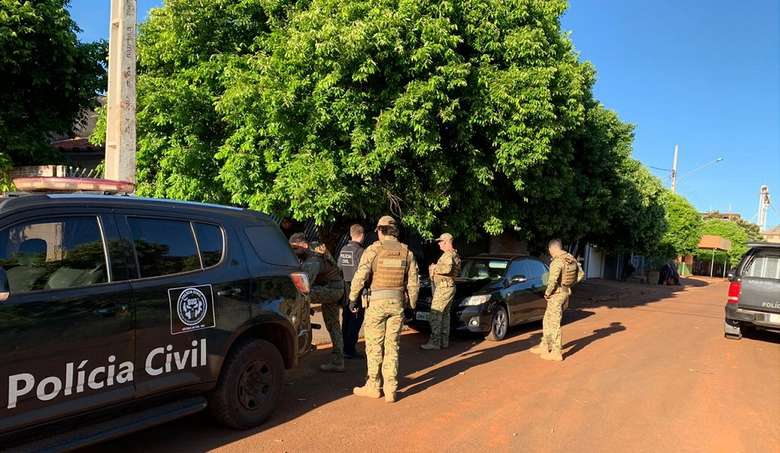 Foram presas seis pessoas em cinco cidades, F&aacute;tima do Sul, Gl&oacute;ria de Dourados, Jate&iacute;, Itaquira&iacute; e Navira&iacute; - Foto: Pol&iacute;cia Civil/Divulga&ccedil;&atilde;o
